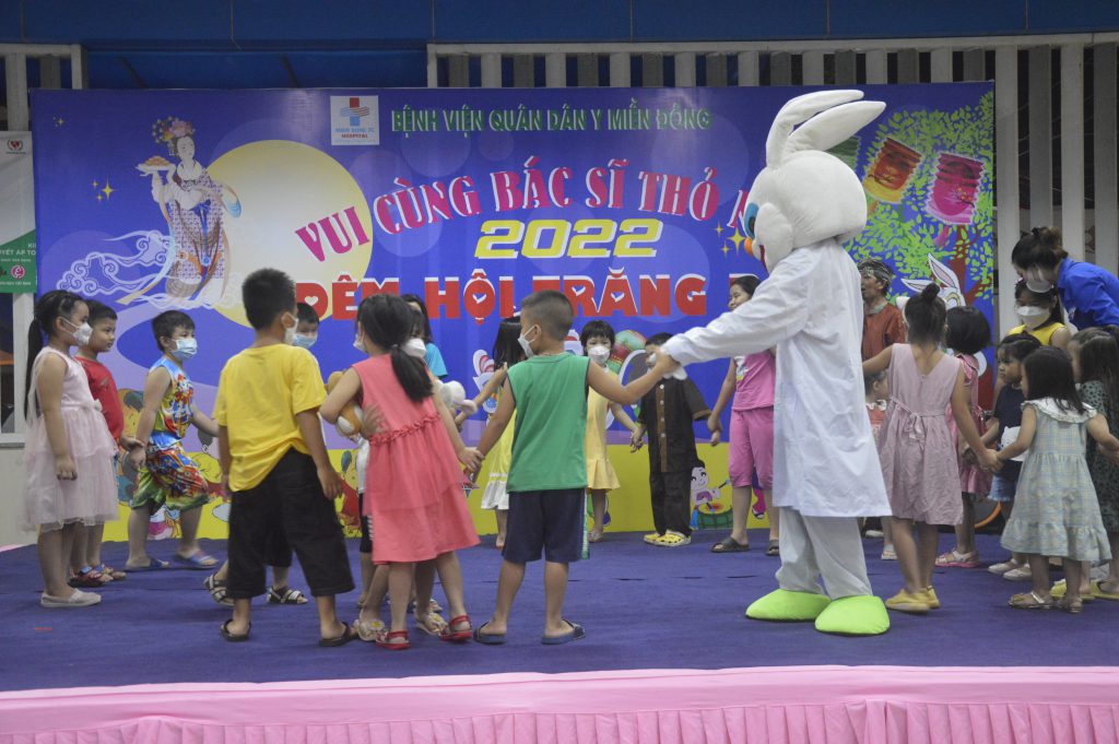 Đêm hội Trăng Rằm 2022